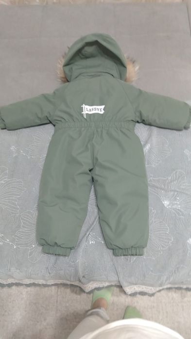 Продам комбинезон  зимний.