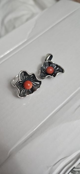 Vand set de argint 925 cu piatra coral