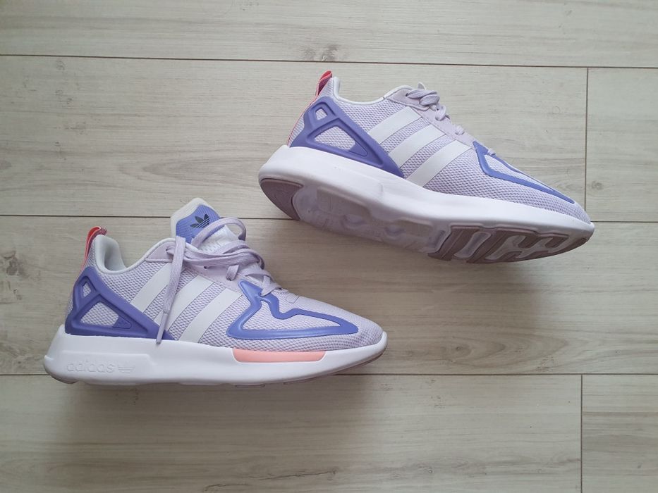 Vand incaltaminte Adidas
