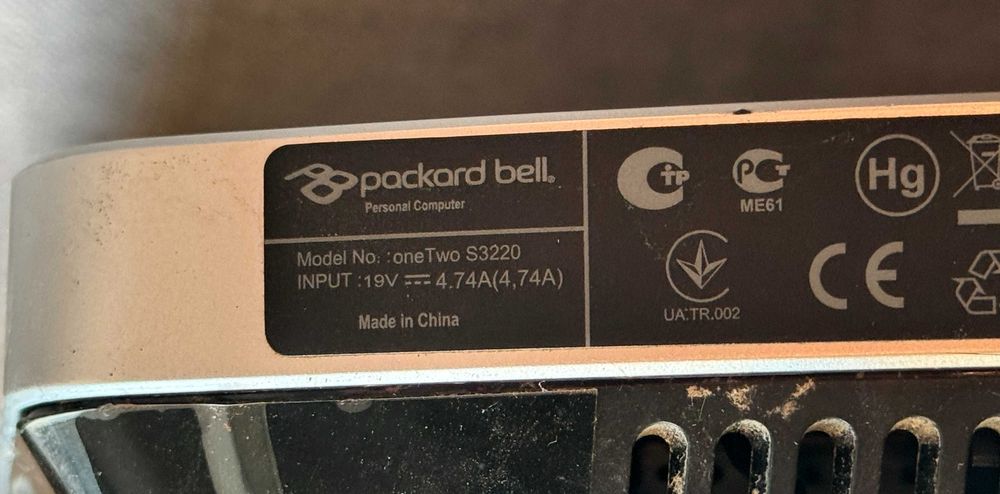 Packard Bell All In One AMD E300 4GB HDD Functional Defect Ecran