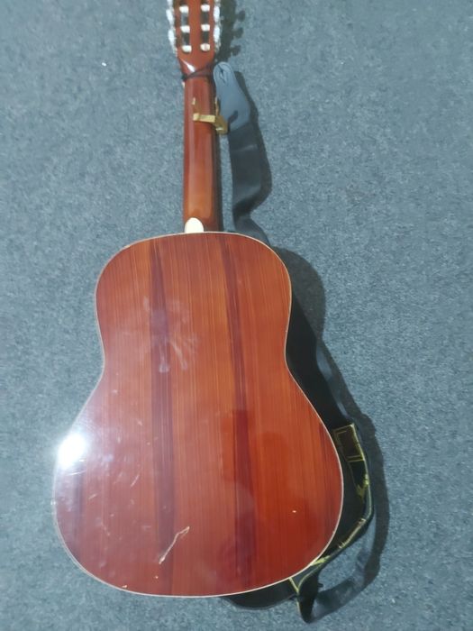 Gitara zor kami bor