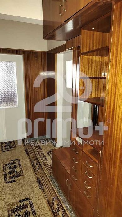 Дава се под наем Тристаен апартамент в Велико Търново, Център - 100 кв.м за 357 € - Снимка #12