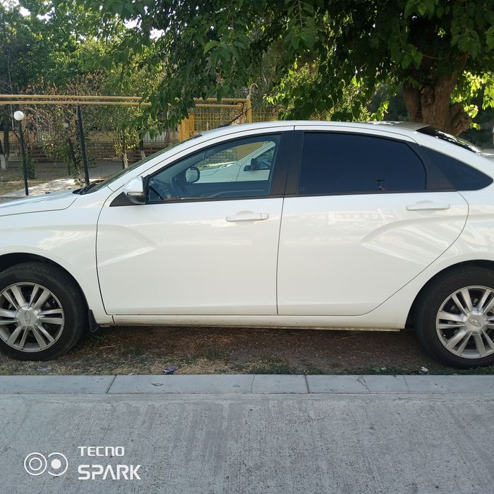 Lada Vesta 2019  Zudlik bilan sotiladi