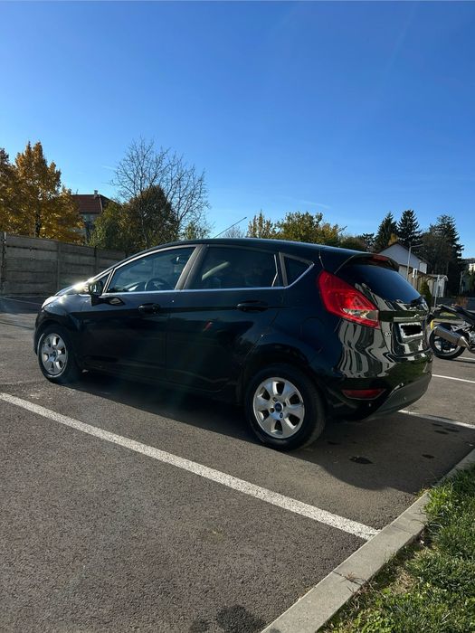 Ford Fiesta Econetic 2011 1.6 TDCi 105 CP