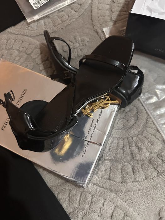 Pantofi lac cu toc marimea 38