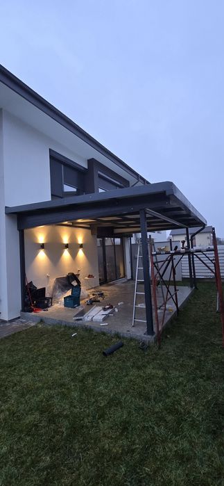 Porți, garduri, grilaje, scari metalice, balustrade,terase structura