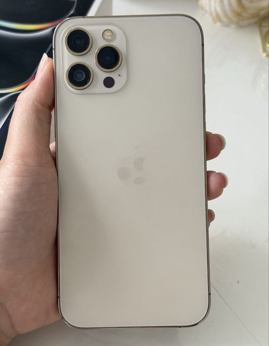 Продам iPhone 12 pro max