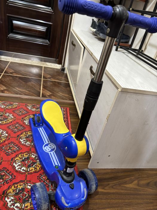 Samokat sotuvda srochna sotaman