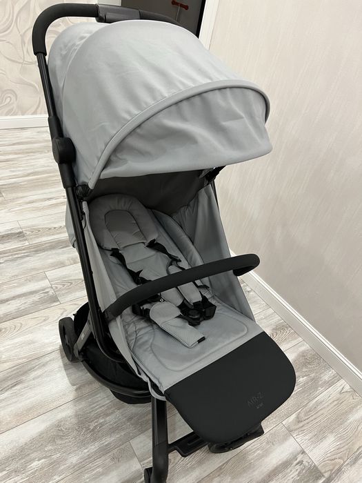 Коляска прогулочная anex air-z