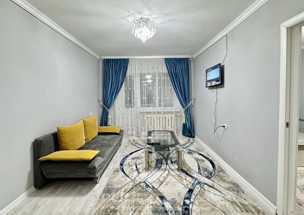 Центр 2х комнатный 12000