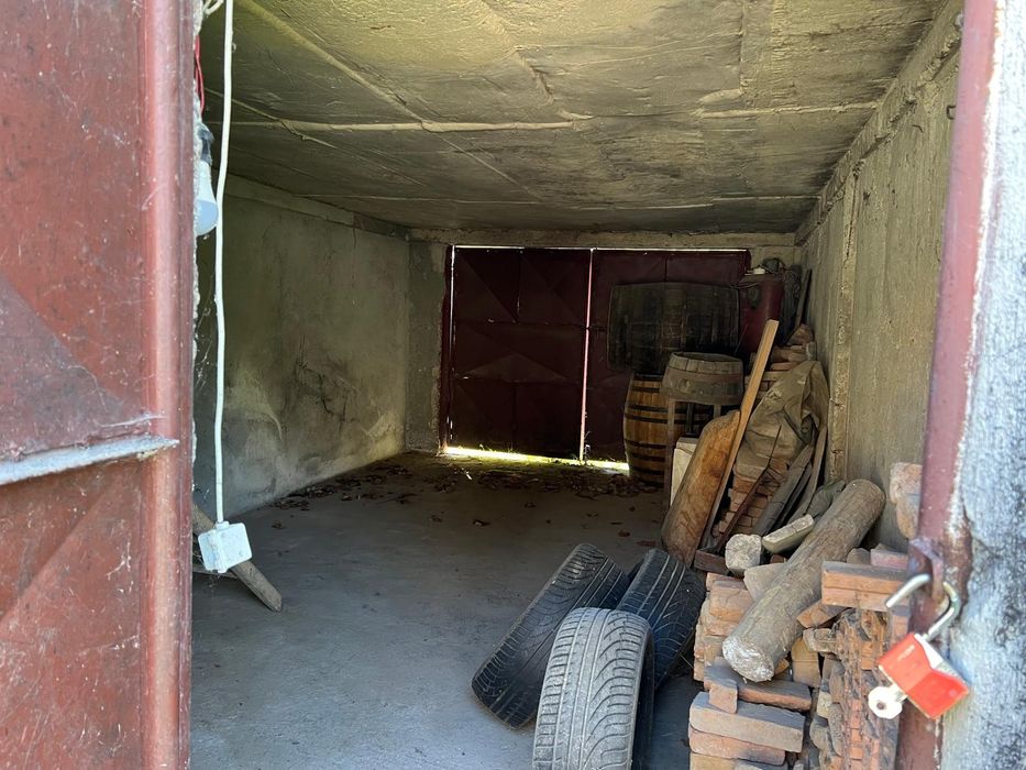 Casa de vânzare în comuna Dobroteasa