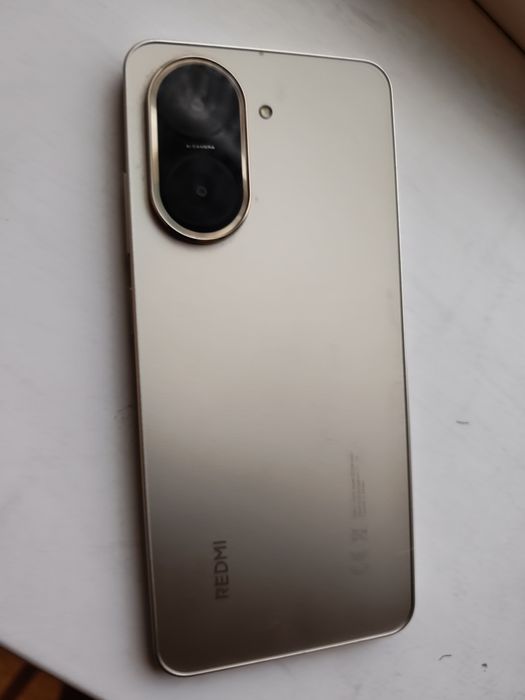 Продам смартфон Redmi A5