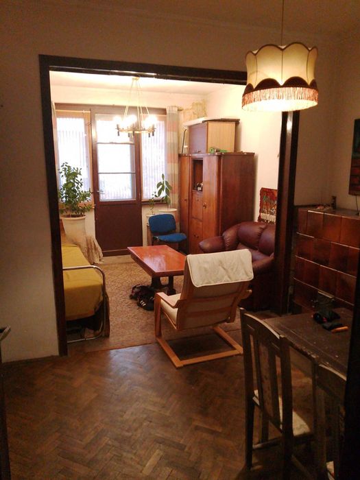 Продава се Едностаен апартамент в София, Център - 63 кв.м за 1943 €/кв.м - Снимка #1