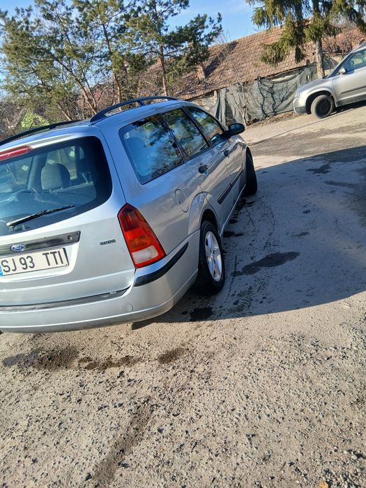 Vând Ford focus mk1