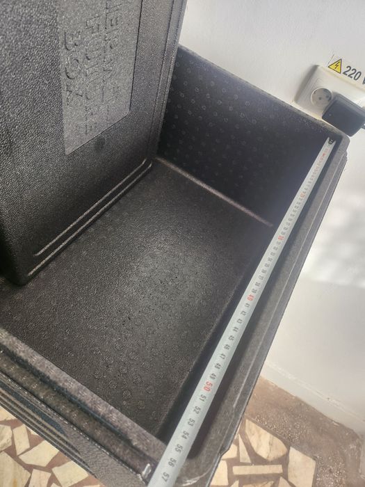 Vând termoboxuri/cuti termoizolante