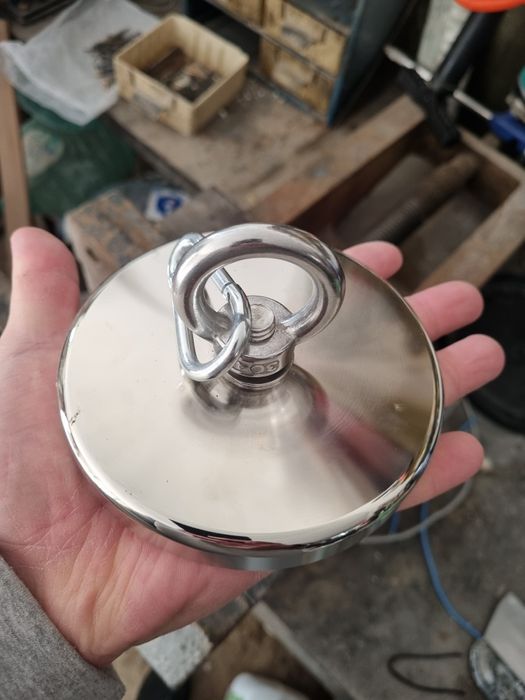 Поисковый магнит