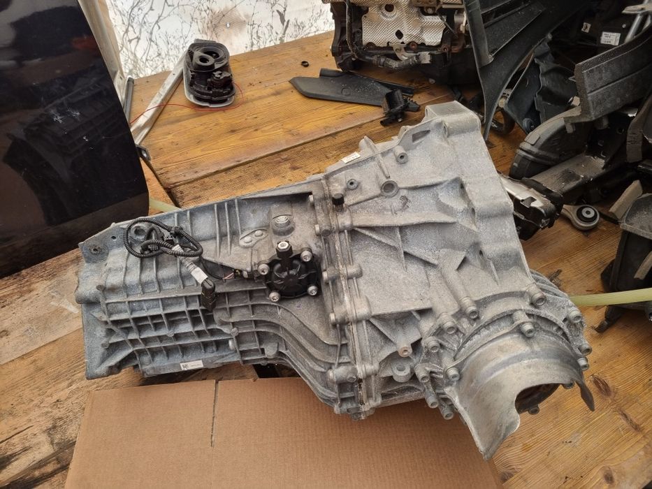 Cutie viteze manuală 4x4  Audi A4 B9 Audi A5 B9 F5/ Cod RJL 0055 8w Allroad