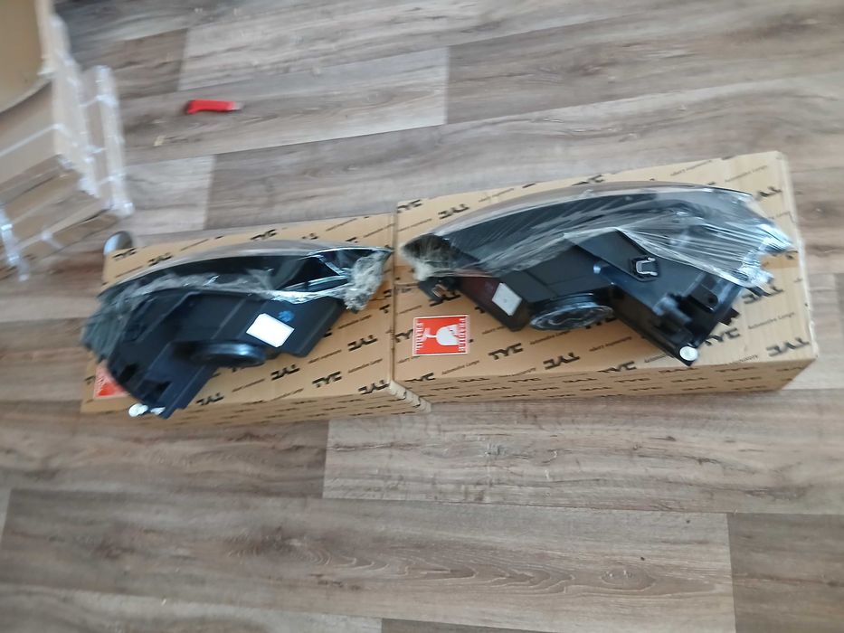 Фар  Ауди А3 НОВ