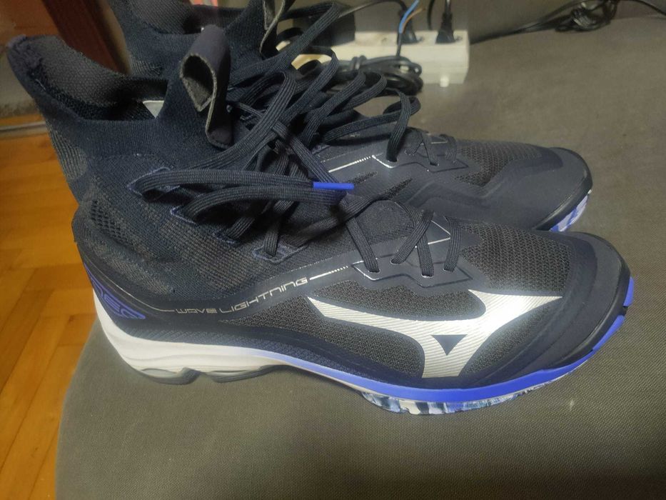 Mizuno Enerzy albastri