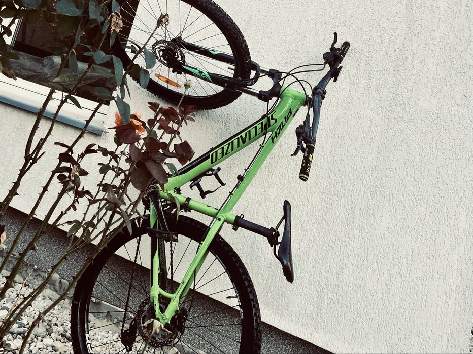 Se vinde bicicleta specialized pitch XS