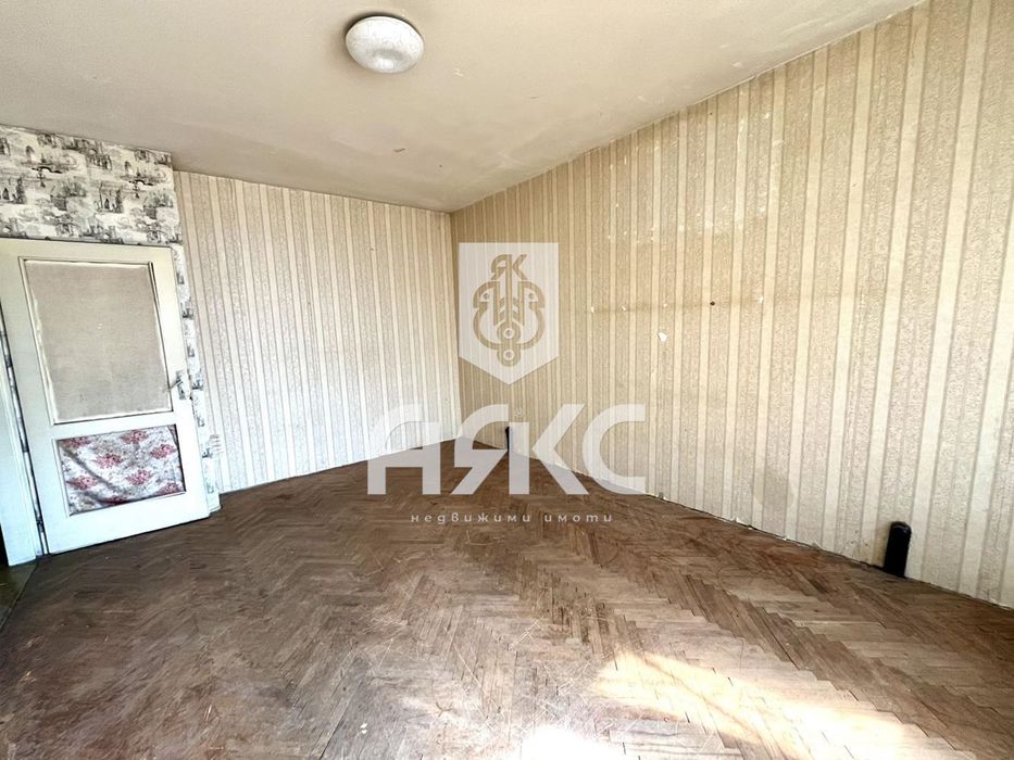 Двустаен апартамент в кв. Борово