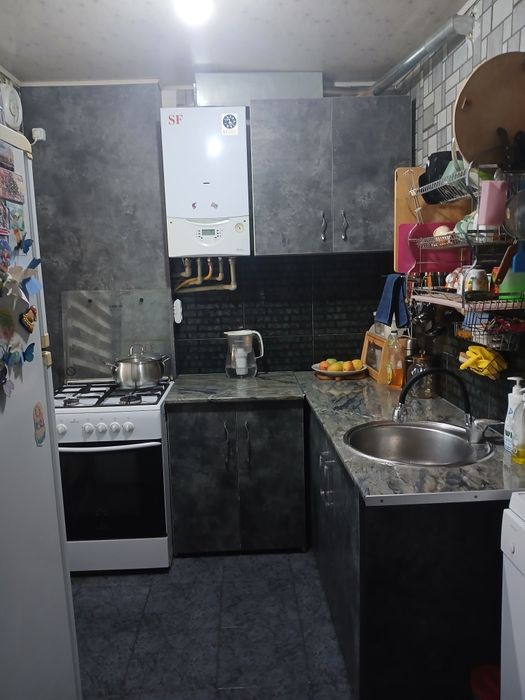 Продаётся 3 комнатная квартира