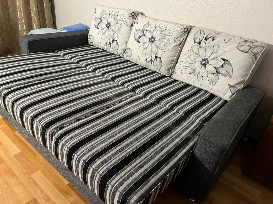 Продам диван раскладной