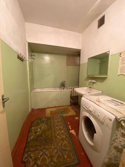 Аренда. Чинабад. Дом 3-комн 
М. Шахристан