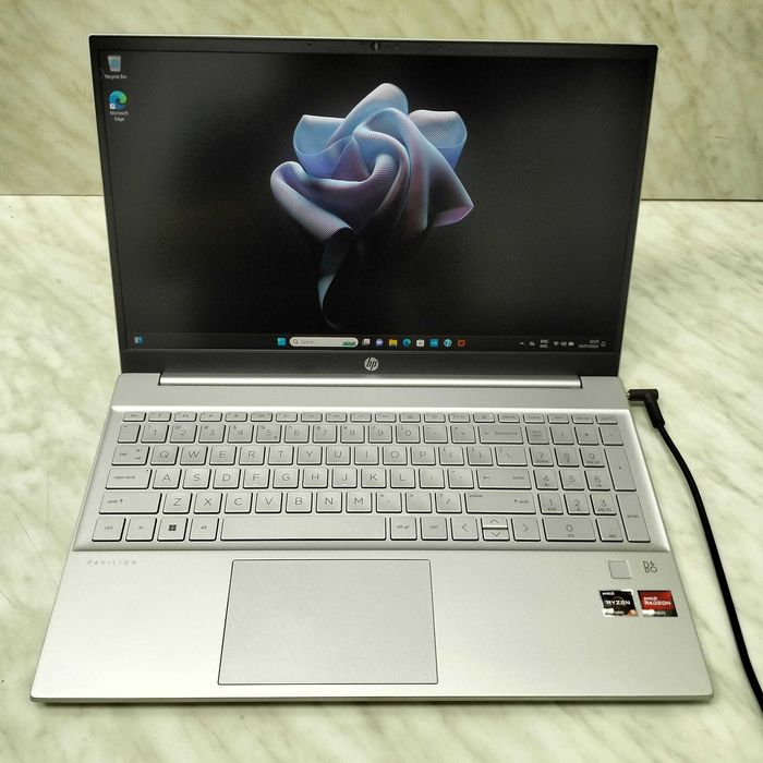 Laptop HP Pavilion 15 MD Ryzen 5 5625U 15.6" Full HD 16GB 512SSD 34322