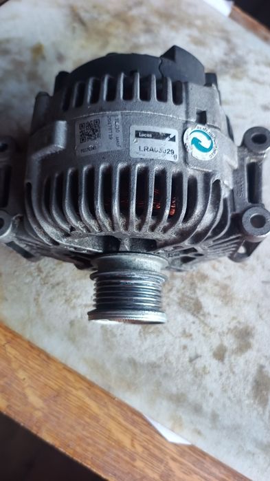 Алтернатор за Мерцедес . Проверен .