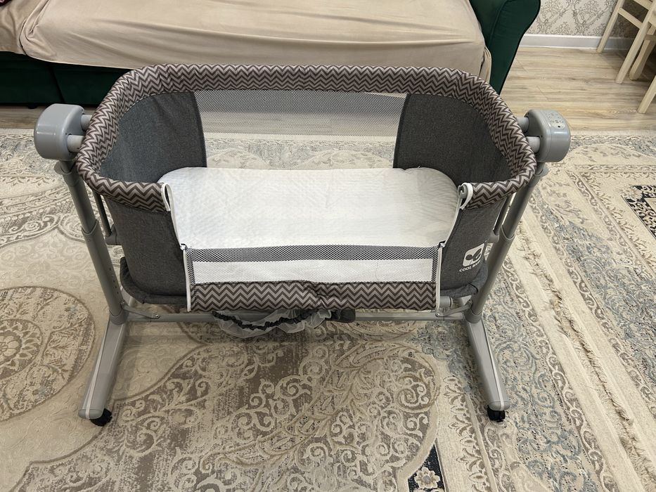 Электронный манеж-кровать