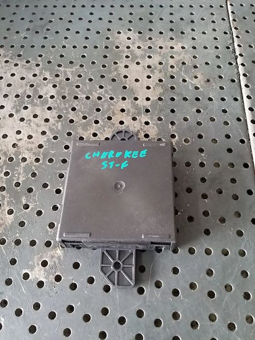 Modul calculator usa stanga fata jeep grand cherokee 4 wk wk2 p68155773ad 2841585403300