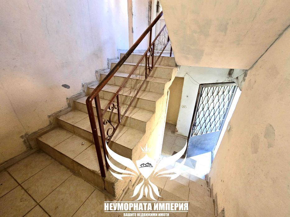 Продава се Тристаен апартамент в Асеновград - 90 кв.м за 1723 €/кв.м - Снимка #19