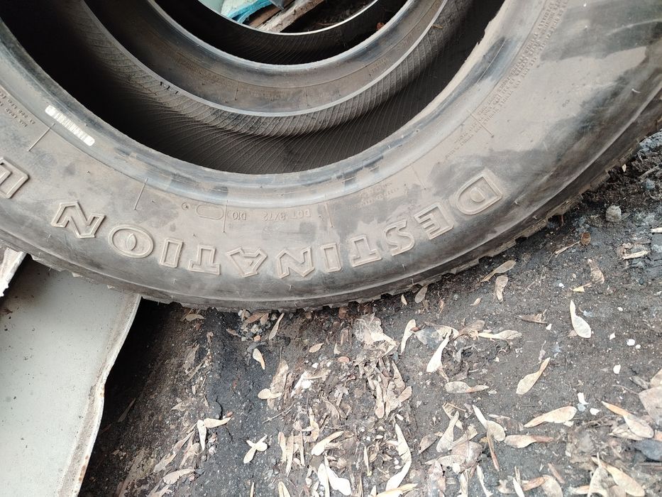 Резина на Дэлику. 265/70/16