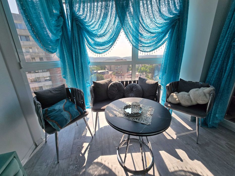 Продава се Тристаен апартамент в Велико Търново, Център - 130 кв.м за 1808 €/кв.м - Снимка #11