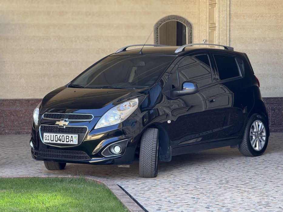 Spark avtomat qora