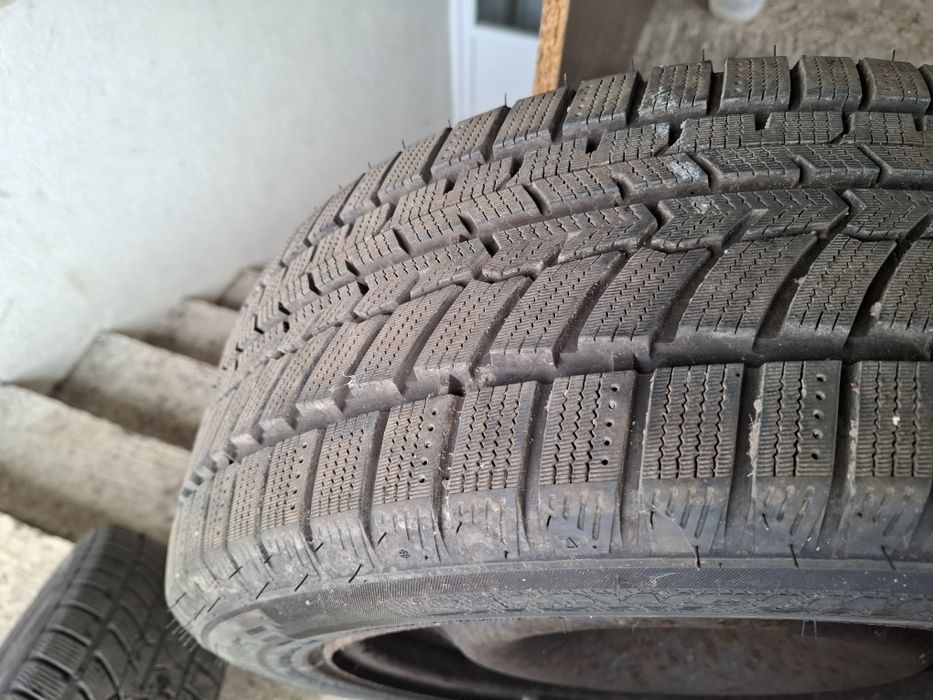 Jenți tabla cu anvelope iarna marca "Fortune" M+ S 205/55/16