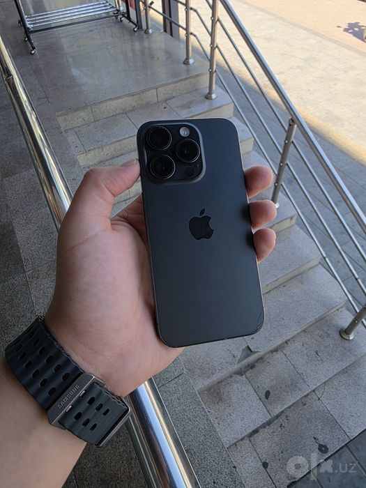 Iphone 15 Pro 128 GB Qora