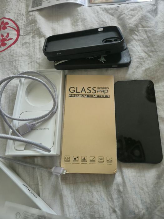 De vânzare iPhone 14