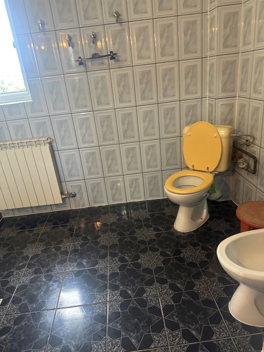 Inchiriez apartament