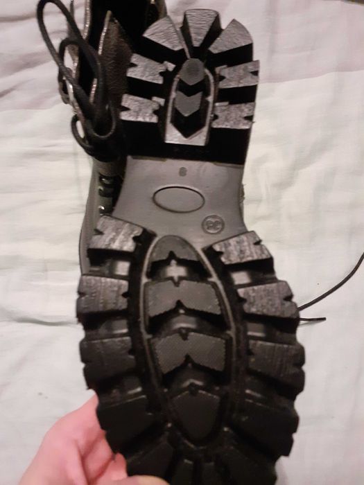 Ghete din piele nr 36 Noi