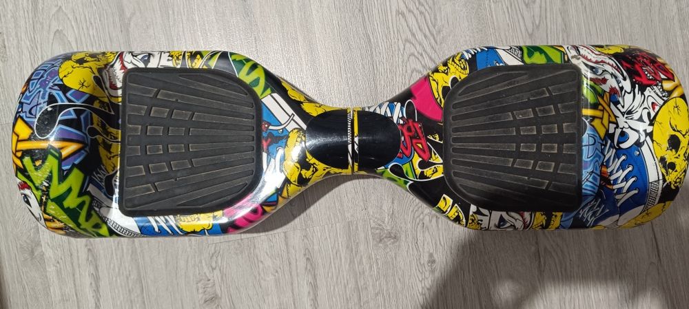 Hoverboard Viteza Maxima 10 km/h, max. 100 kg, Lumini LED, Bluetooth