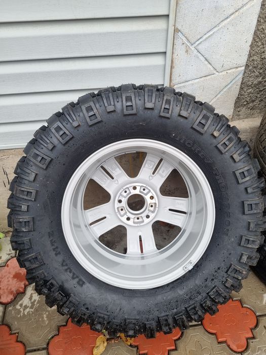 Продам колесо в сборе 325×60×r18