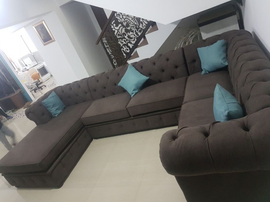 Canapea coltar model chesterfield