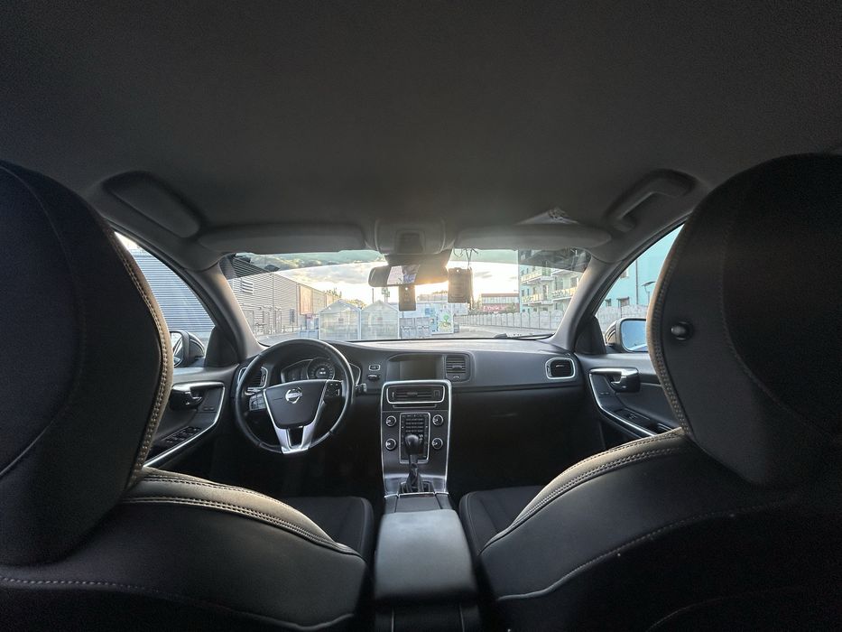 Vand volvo v60 2015 1.6 D manual 6+1