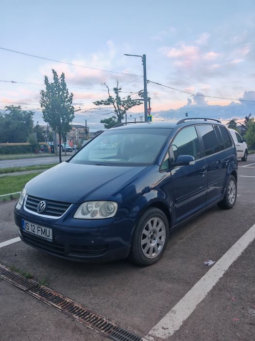 VOLKSWAGEN Touran 0 — imagine 2