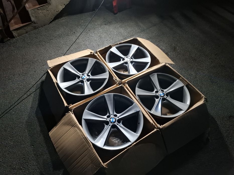 Диски на бмв оригинал разноширокие