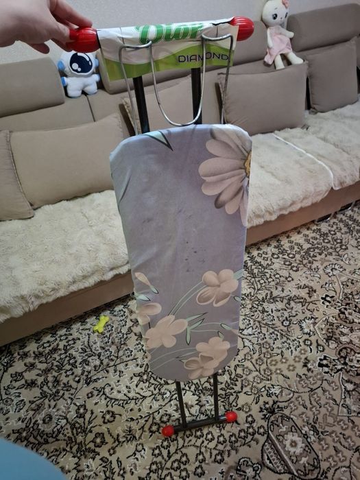 Продам Доска гладильная Маленького размера