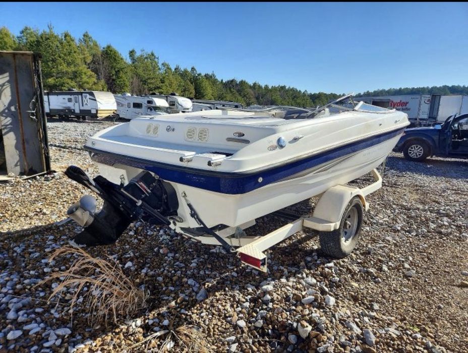 Катер bilyner 205