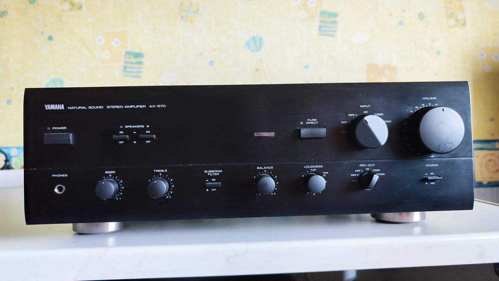 Стерео усилвател Yamaha AX-570